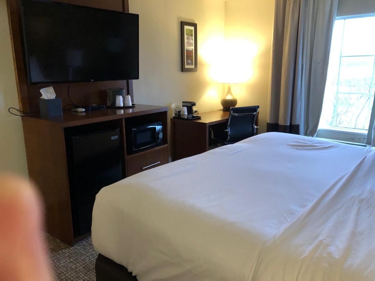 Wingate By Wyndham Grove City Extérieur photo