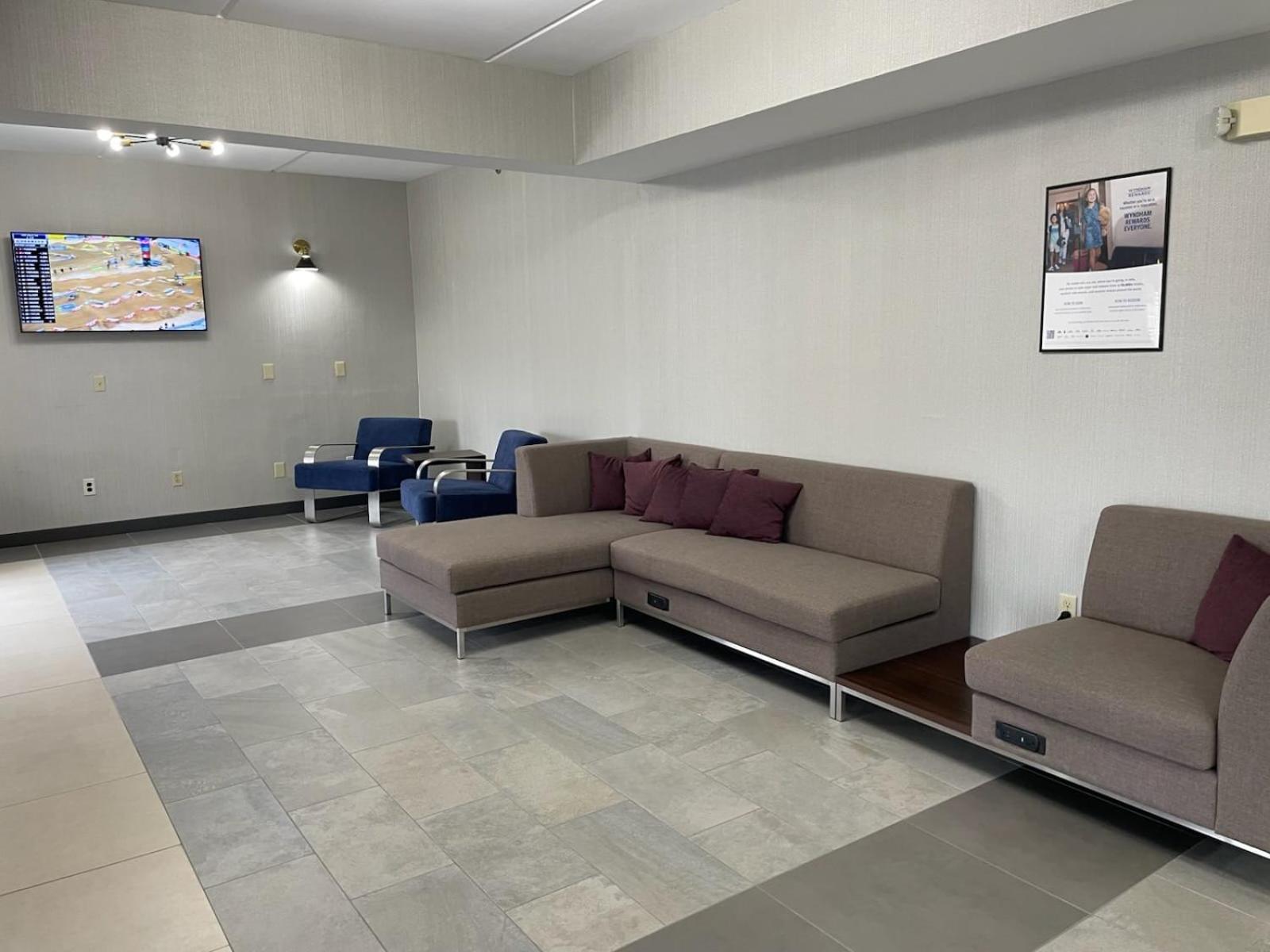 Wingate By Wyndham Grove City Extérieur photo